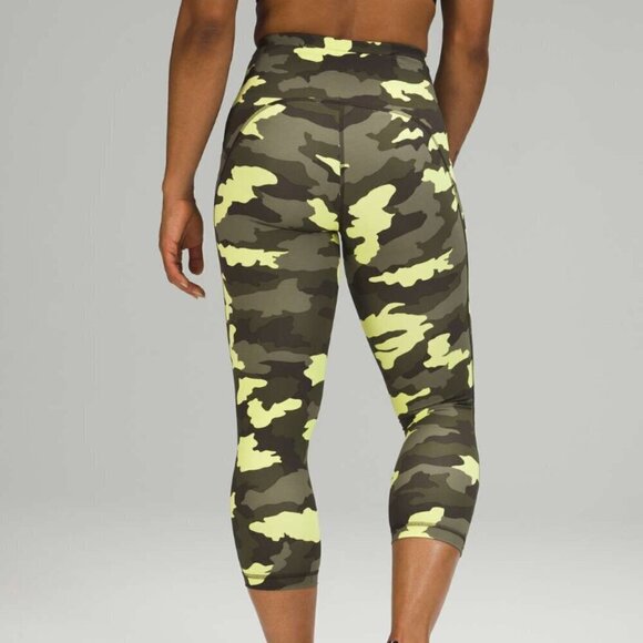 Lululemon Swift Speed High-Rise Crop 21" Heritage 365 Camo Crispin Green Multi - Picture 6 of 6